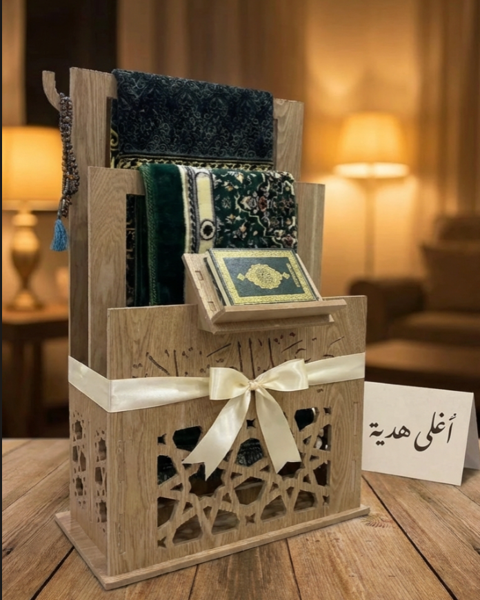 قطعة ديكور دينية مصنوعة بدقّة من خشب طبيعي فاخر ✨